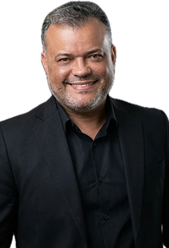 Prof. Clayton Furtado, professor da Lei Orgânica de Aparecida de Goiânia